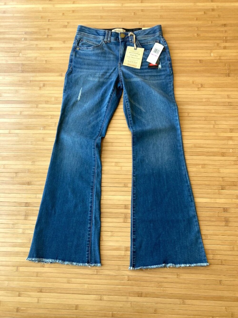 Democracy Ab Solution High Rise Out There Flare Jeans Raw Hem Womens 6 Blue NWT